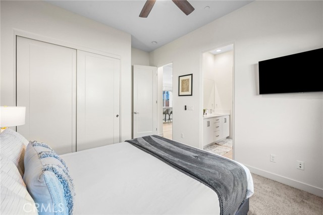 MLS #OC25245423 image #28