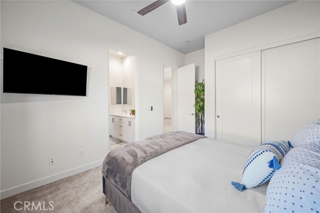 MLS #OC25245423 image #34