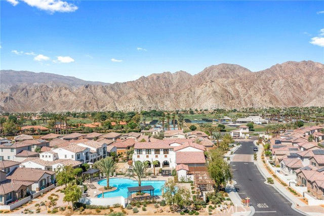 MLS #OC25245423 image #52