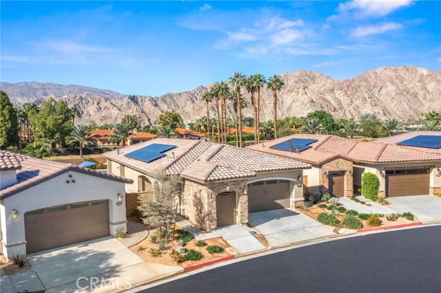 MLS #OC25245423 image #59