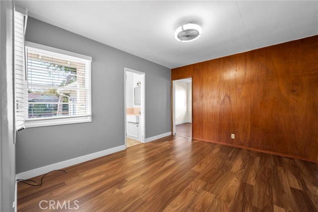 MLS #OC25245466 image #10