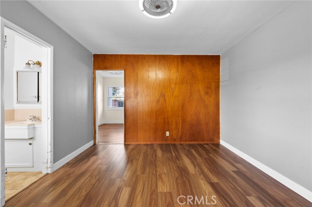 MLS #OC25245466 image #11