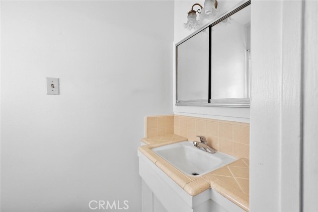 MLS #OC25245466 image #13