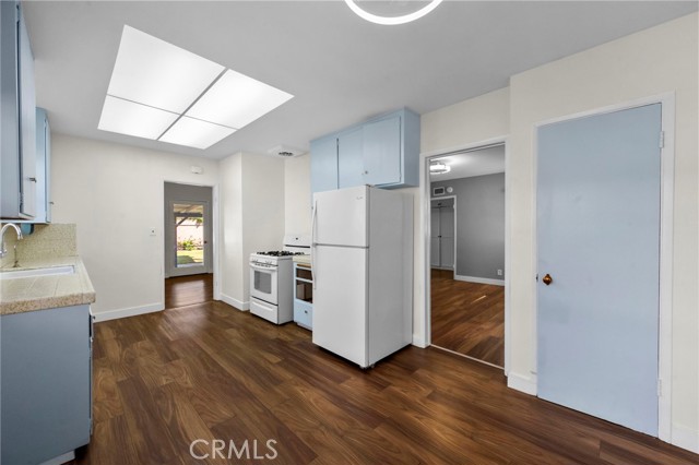 MLS #OC25245466 image #16