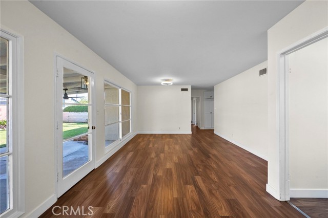 MLS #OC25245466 image #28