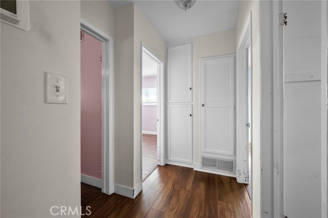 MLS #OC25245466 image #30