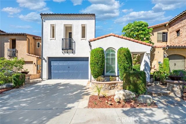 MLS #OC25245535 image #1