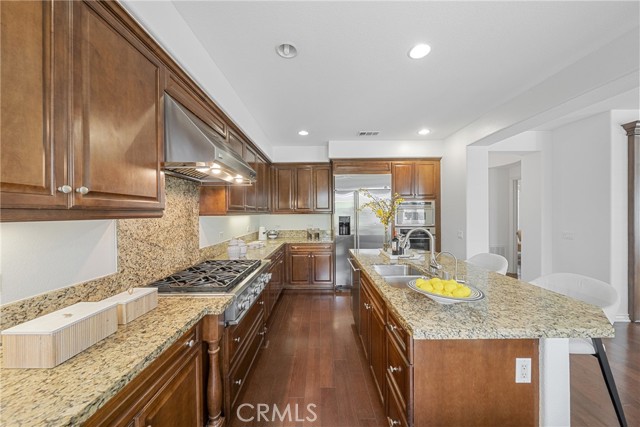 MLS #OC25245535 image #16