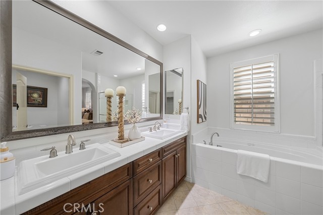 MLS #OC25245535 image #21