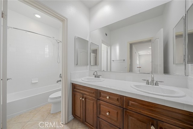 MLS #OC25245535 image #27