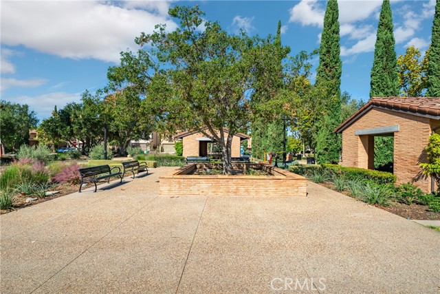 MLS #OC25245535 image #38