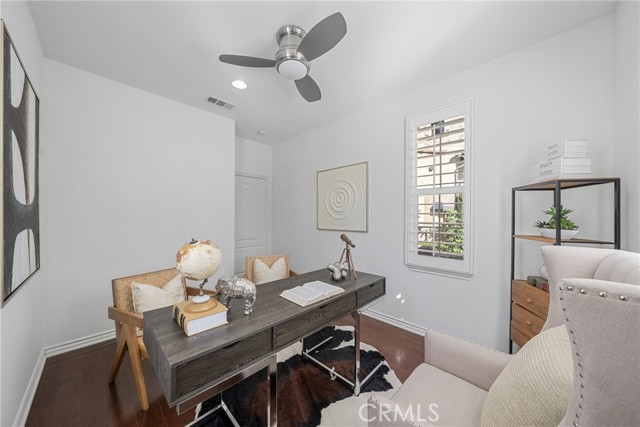 MLS #OC25245535 image #5