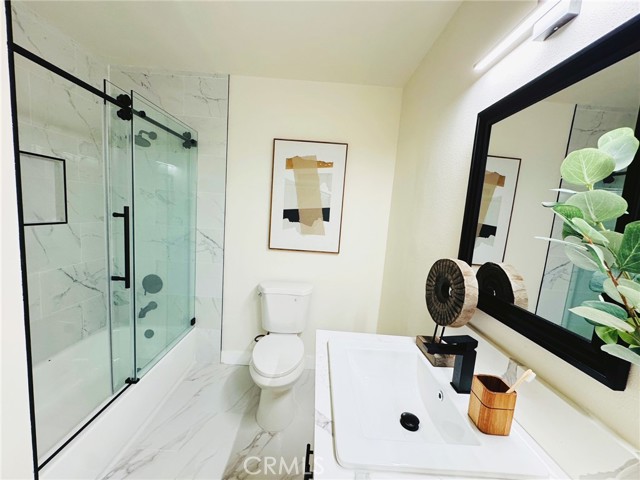 MLS #OC25245572 image #21