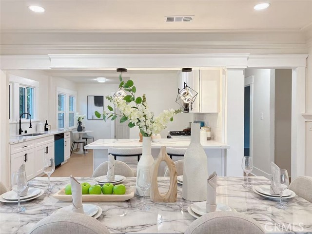 MLS #OC25245572 image #4