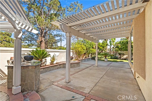 MLS #OC25245659 image #20