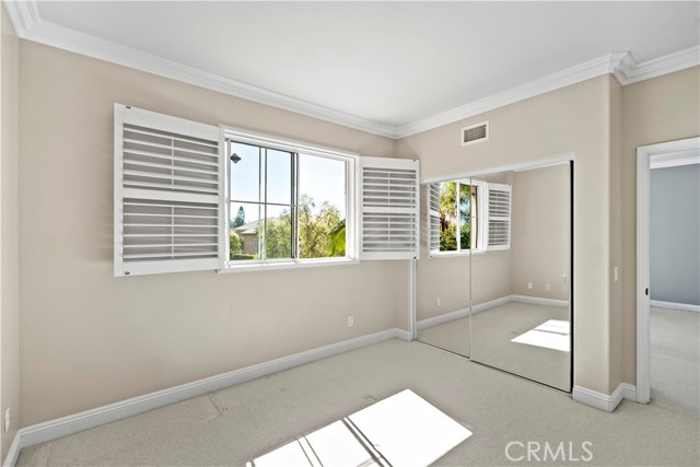 MLS #OC25245659 image #41