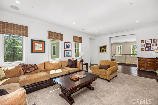 MLS #OC25245680 image #37