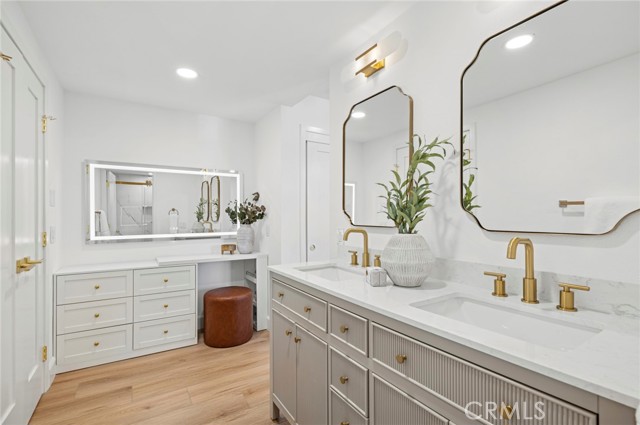 MLS #OC25245690 image #21