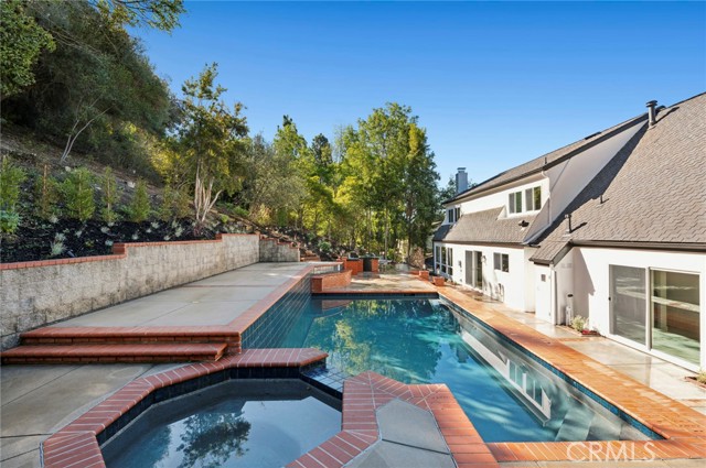 MLS #OC25245690 image #38