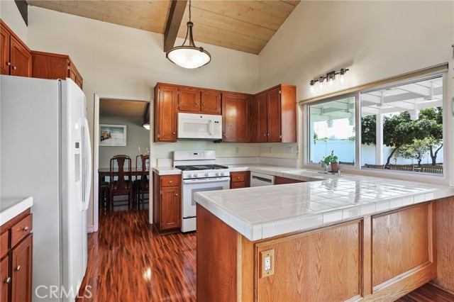 MLS #OC25245691 image #18