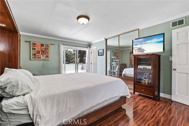 MLS #OC25245691 image #29