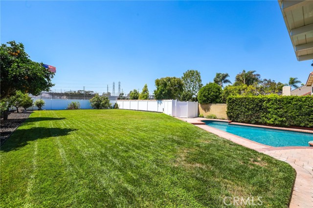 MLS #OC25245691 image #41