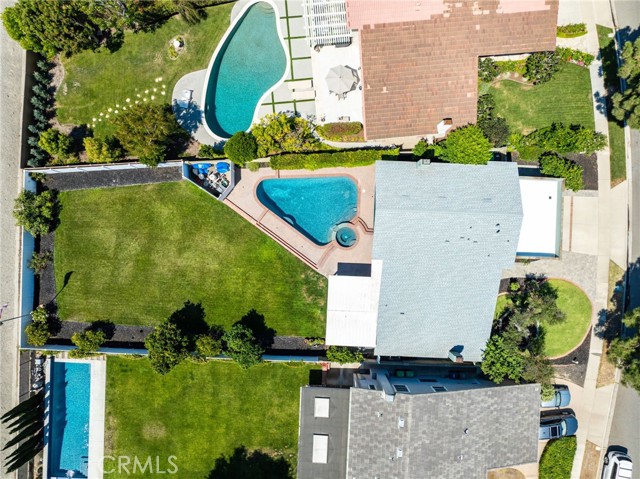 MLS #OC25245691 image #57