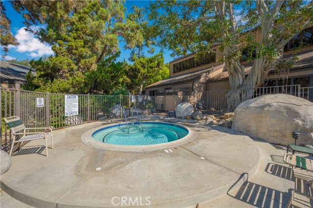 MLS #OC25245707 image #21