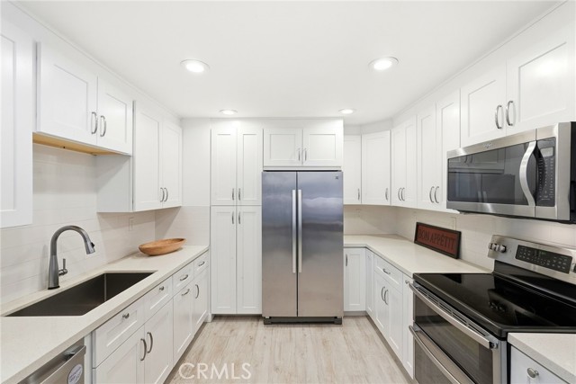 MLS #OC25245707 image #6