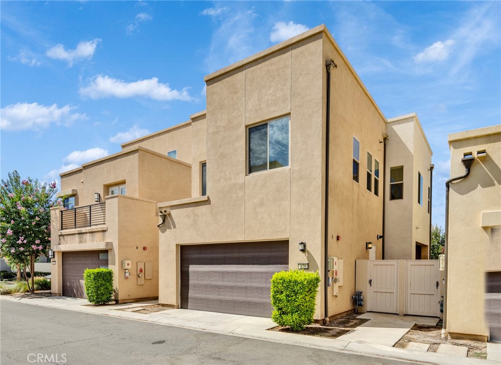 MLS #OC25245740 image #44