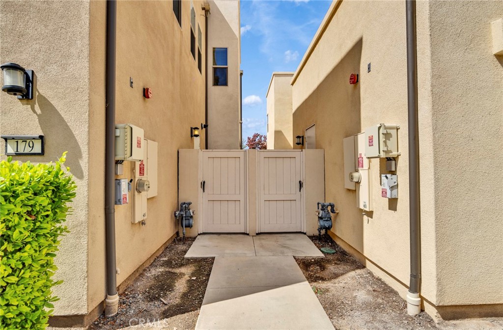 MLS #OC25245740 image #45