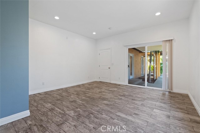 MLS #OC25245800 image #15