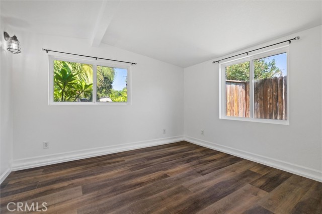 MLS #OC25245800 image #27