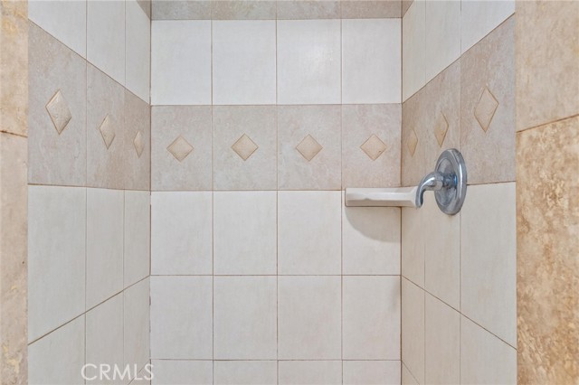 MLS #OC25245800 image #31