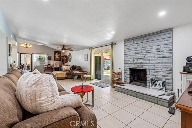 MLS #OC25245800 image #34