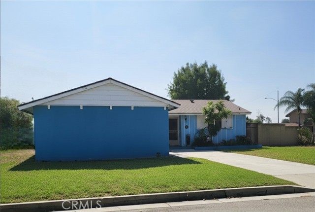 MLS #OC25245846 image #0