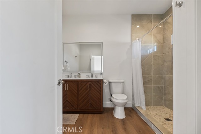 MLS #OC25245881 image #14