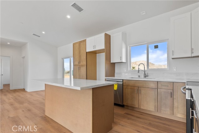 MLS #OC25245881 image #19