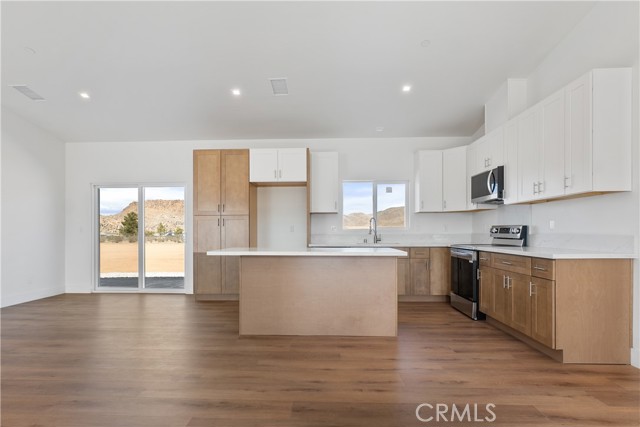 MLS #OC25245881 image #6