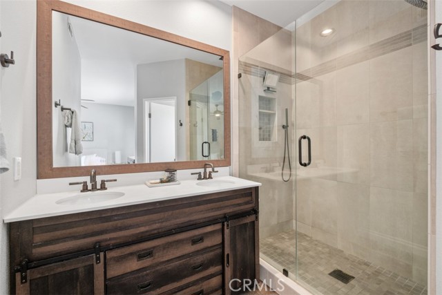 MLS #OC25245949 image #12