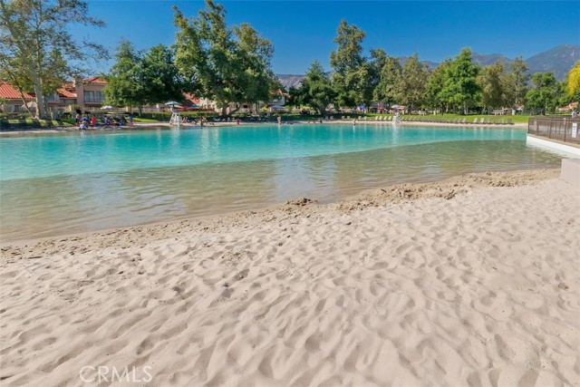 MLS #OC25245949 image #34