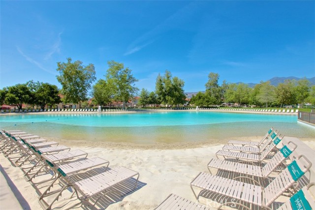 MLS #OC25245949 image #40