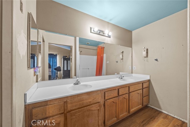 MLS #OC25245952 image #11