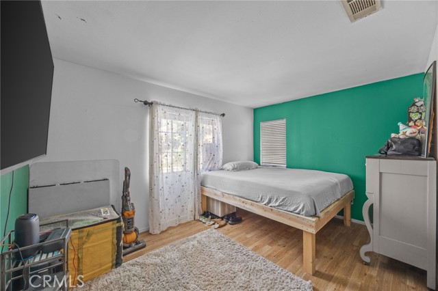 MLS #OC25245952 image #13