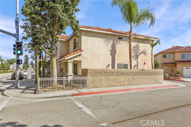 MLS #OC25245952 image #17