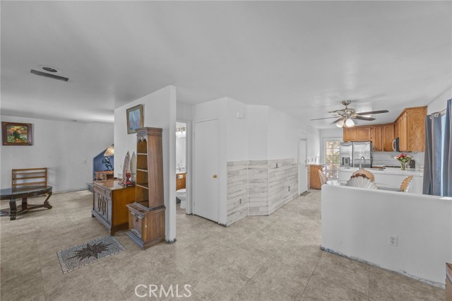 MLS #OC25245952 image #2