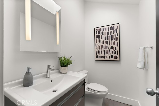 MLS #OC25245992 image #22