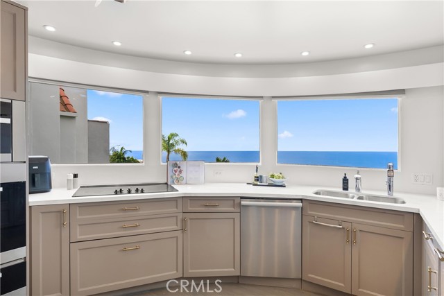 MLS #OC25245992 image #25