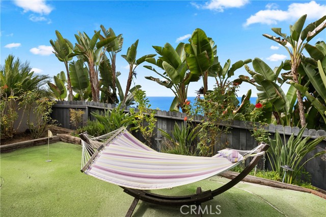 MLS #OC25245992 image #32