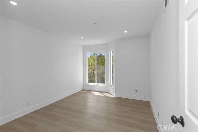 MLS #OC25246047 image #14